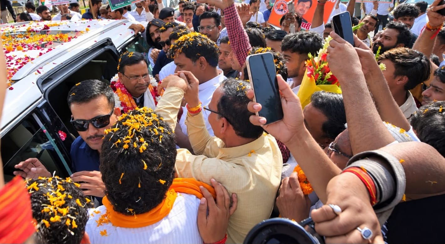 ग्रेटर नोएडा में BJP प्रदेश अध्यक्ष पंकज चौधरी का भव्य स्वागत, मनोज चौधरी ने किया अभिनंदन I