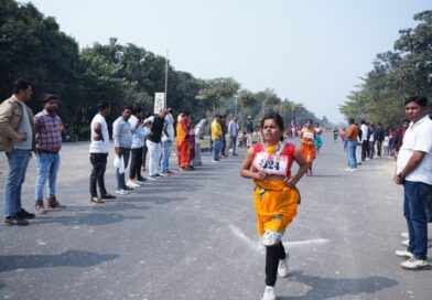 सांसद खेल स्पर्धा के तहत मोहनलालगंज लोकसभा में सांसद कौशल किशोर द्वारा आयोजित की गई साड़ी युक्त महिला दौड़